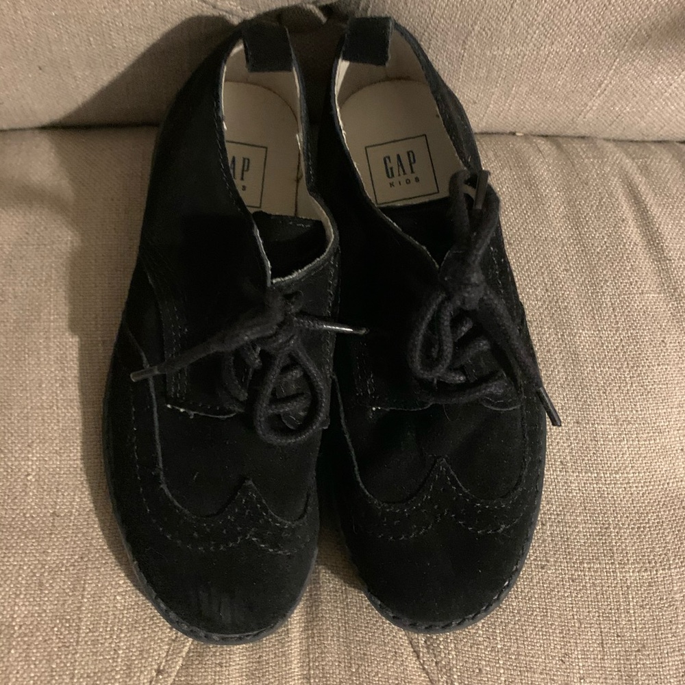 Boys Gap dress shoes size 13